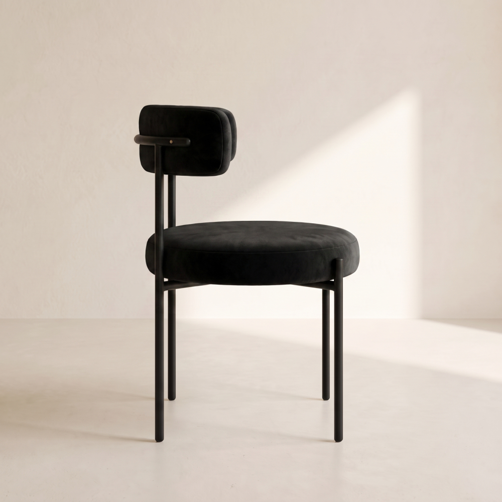 Bouclé Chair – Black