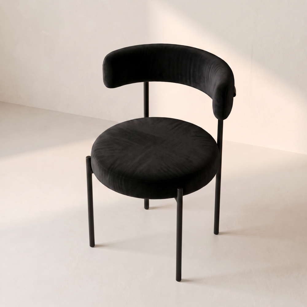 Bouclé Chair – Black