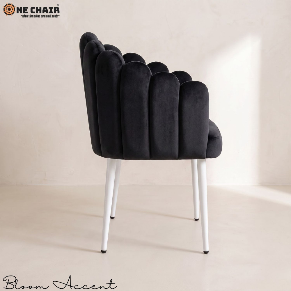 Bloom Accent Chair – Black