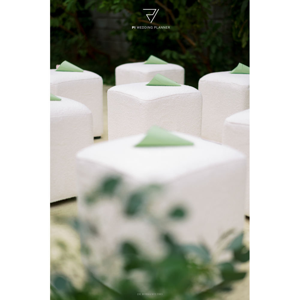 WHITE SQUARE SOFA – ĐÔN VUÔNG MÀU TRẮNG | TỐI GIẢN HIỆN ĐẠI
