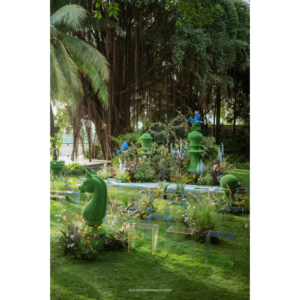 GHẾ SỰ KIỆN CAO CẤP | BOX CHAIR PURPLE ORCHID – TINH TẾ, QUYẾN RŨ, HIỆN ĐẠI