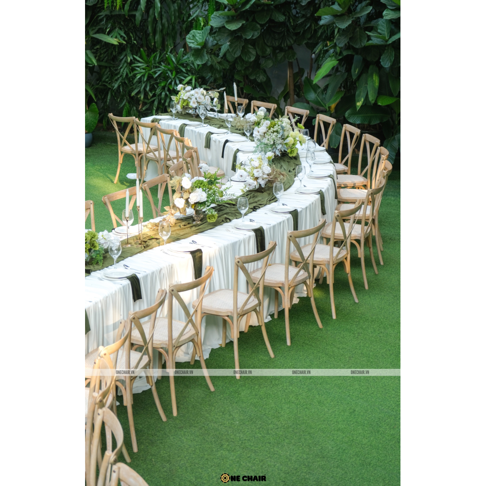 Ghế Crossback Antique – Gần Gũi & Tinh Tế Cho Sự Kiện Ngoài Trời