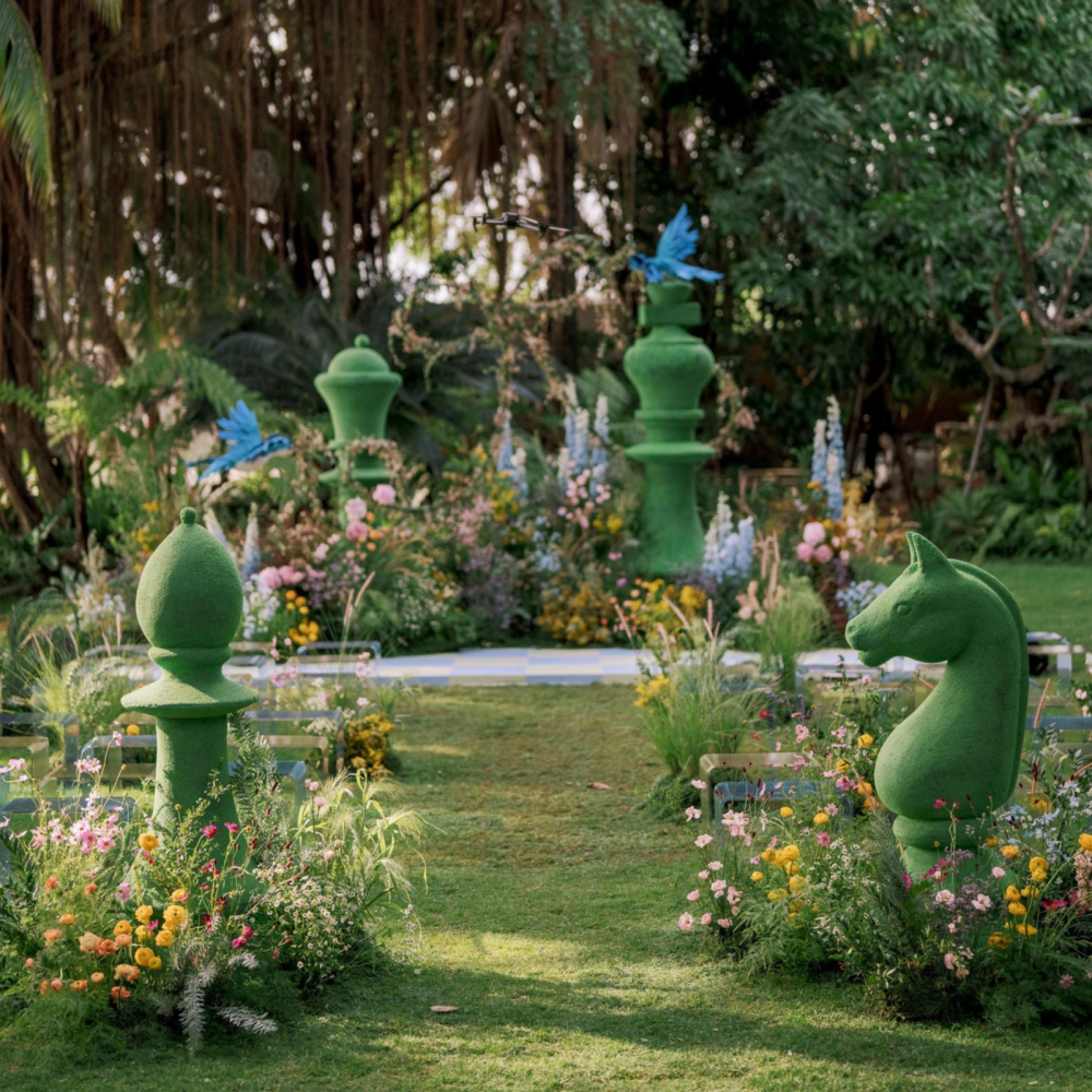 Ghế Box Chair Trong Suốt: Khác Biệt Cho Một Đám Cưới Hiện Đại Và Nổi Bật