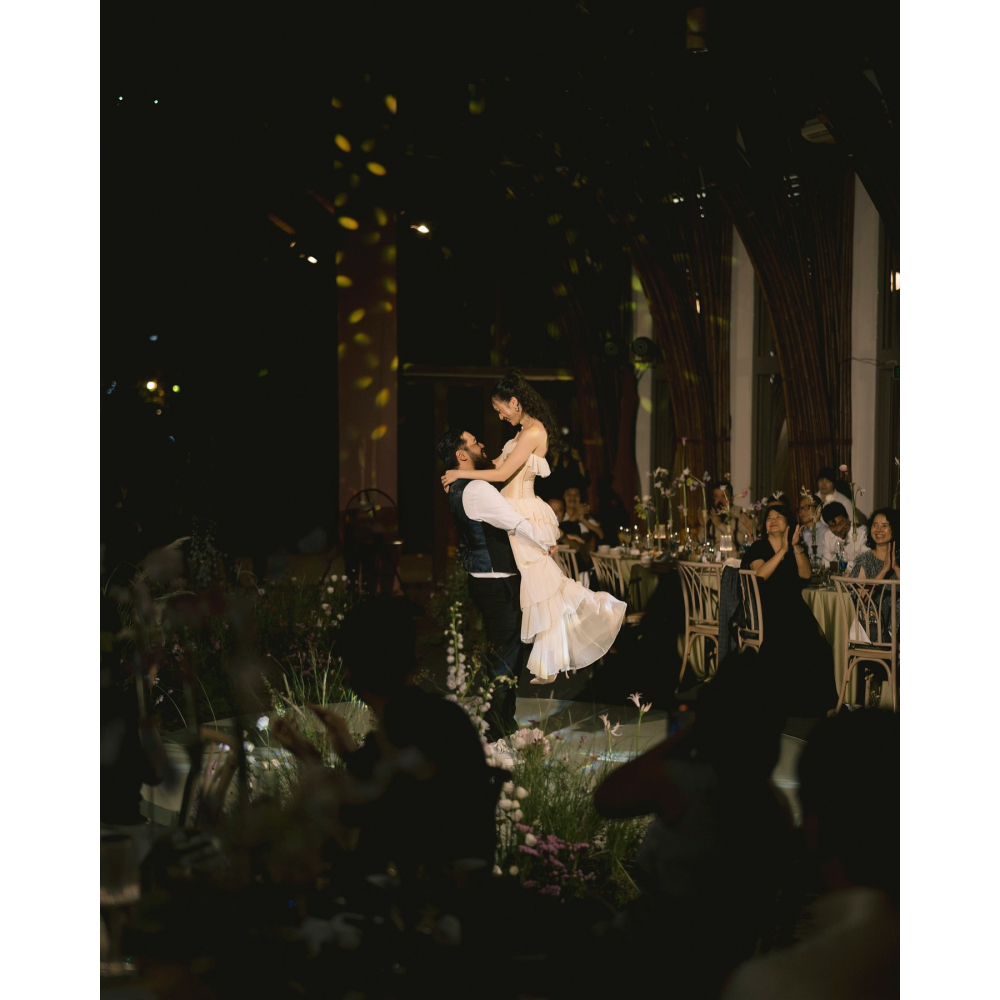 New Color - Willow Chair: Đẹp Hơn, Tinh Tế Hơn