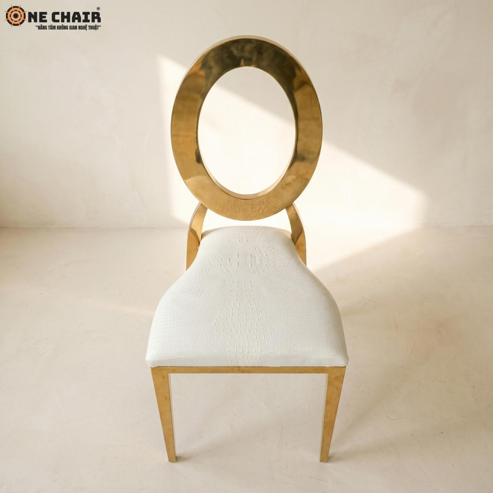 Louis Oval White