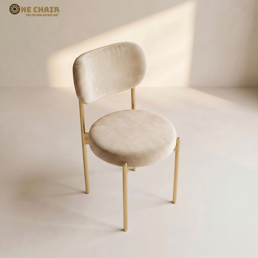 Velvet Chair – Champagne