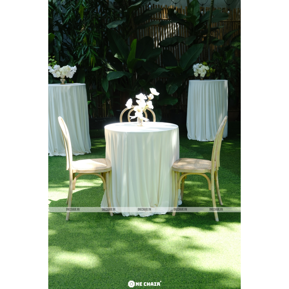 NEW - Ghế Thonot: Vẻ Đẹp Tinh Khôi Và Sang Trọng Cho Mọi Tiệc Cưới