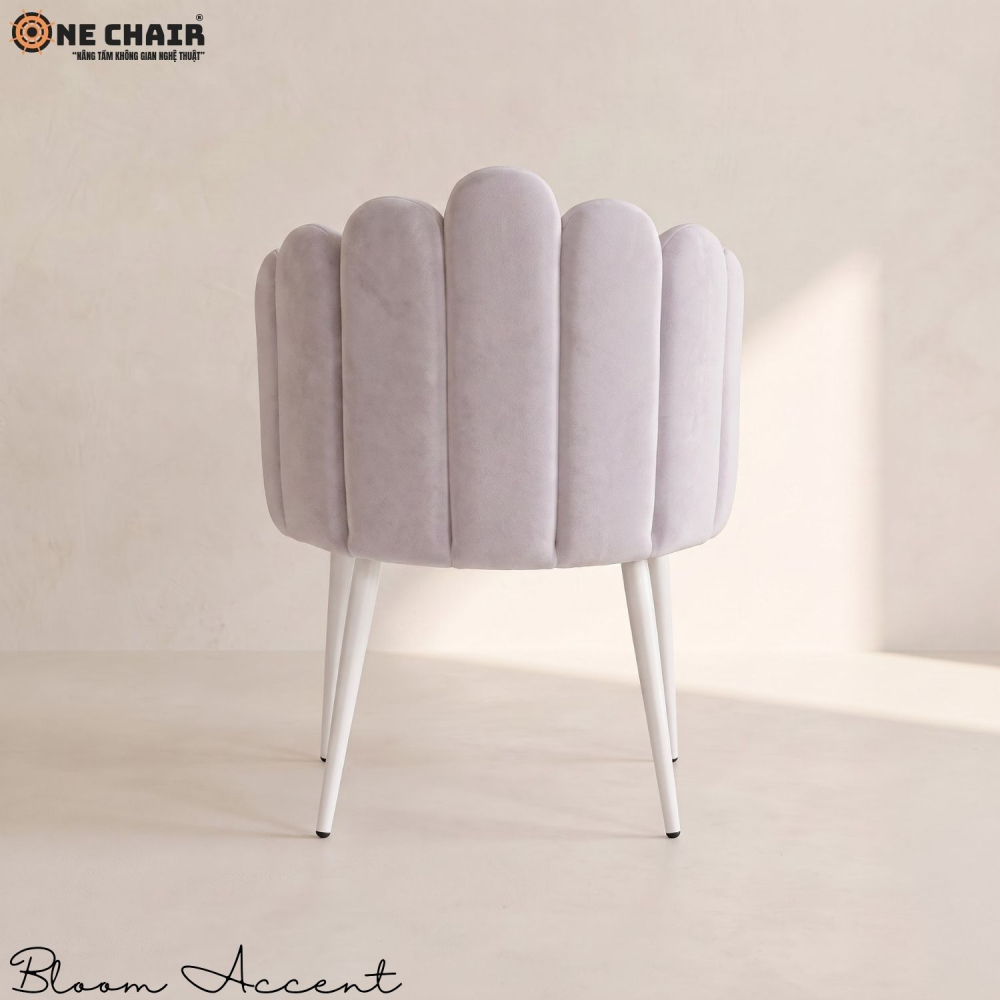Bloom Accent Chair – Soft Lilac