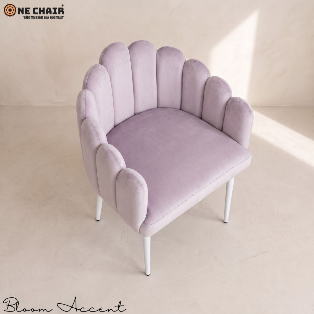 Bloom Accent Chair – Soft Lilac