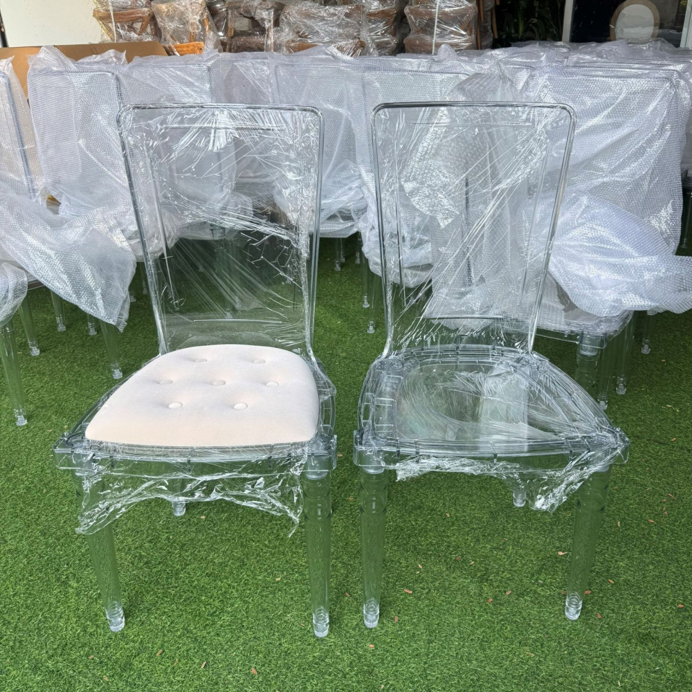 Palace Chair: Ghế Sự Kiện Trong Suốt – Phong Cách Hoàng Gia