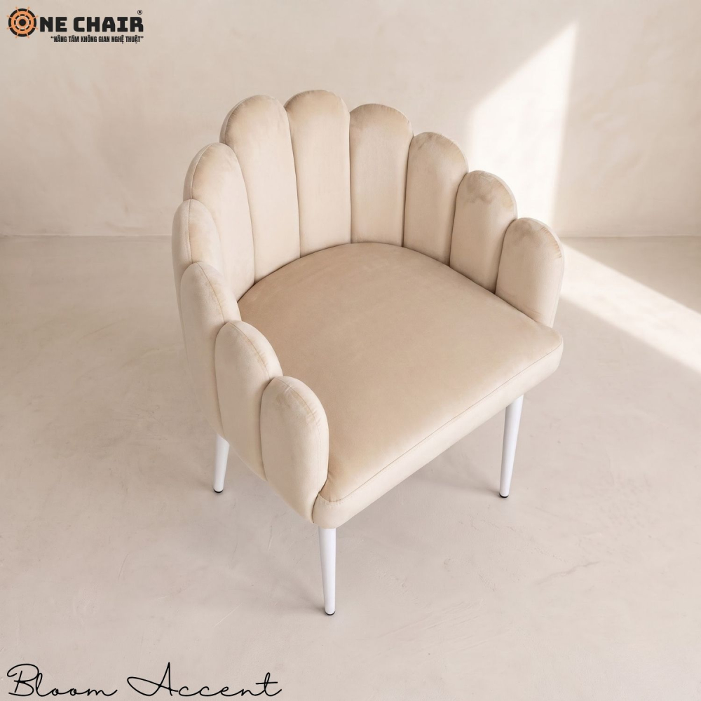 Bloom Accent Chair – Champagne