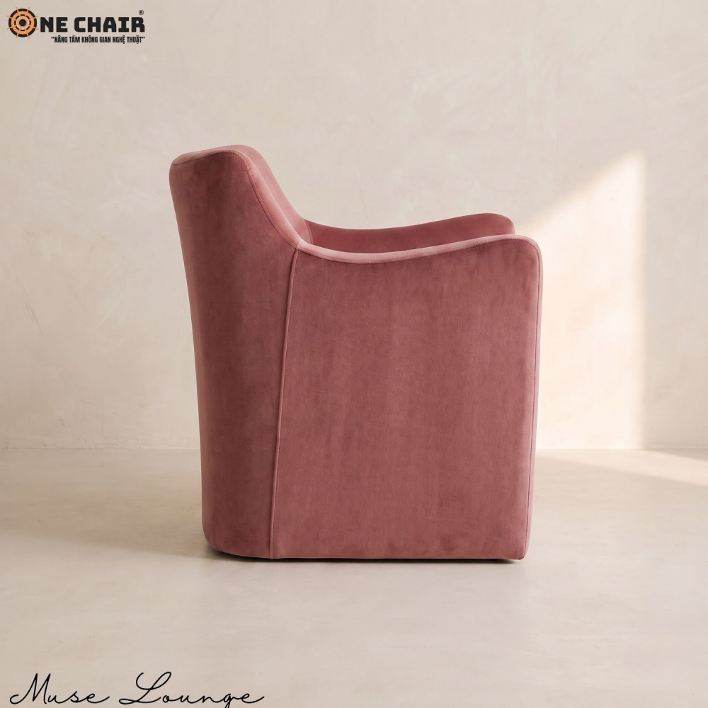 Muse Lounge Chair – Pink
