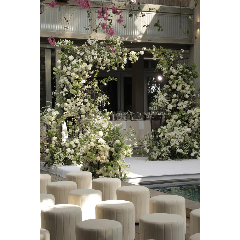 SOFA ĐÔN TRÒN MÀU TRẮNG – TINH TẾ HIỆN ĐẠI