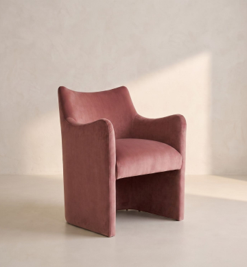Muse Lounge Chair – Pink