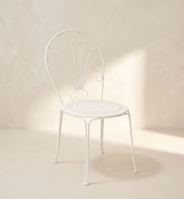 NEW PRODUCTS | FAN CHAIR – VẺ ĐẸP THANH THOÁT TRONG KHÔNG GIAN SỰ KIỆN