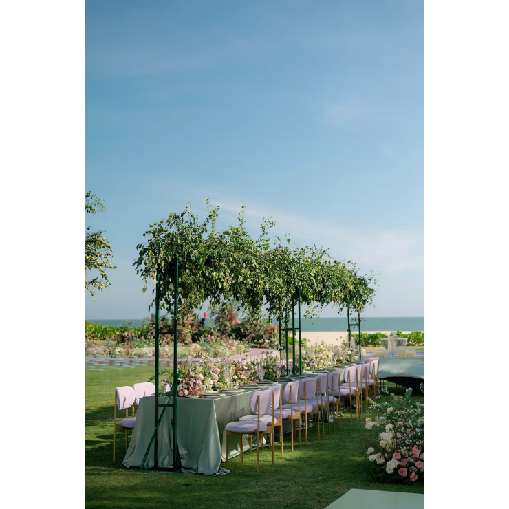 Luxury Wedding | Lễ Cưới Giữa Khu Vườn Xanh Thanh Khiết – Nơi Hoa, Biển Và Ánh Nắng Gặp Gỡ