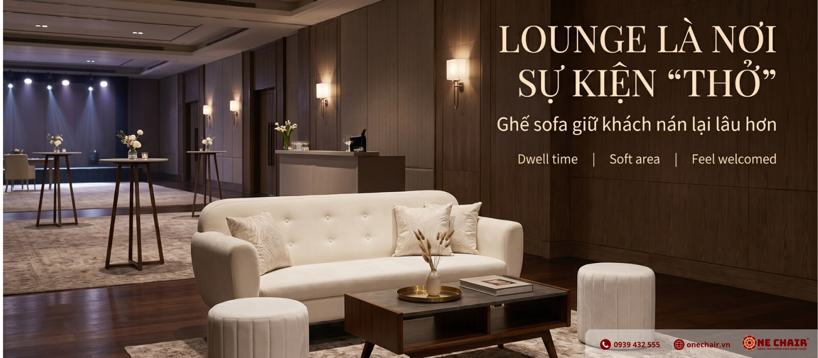 Cụm sofa băng và đôn neo khu lounge VIP của sự kiện cao cấp