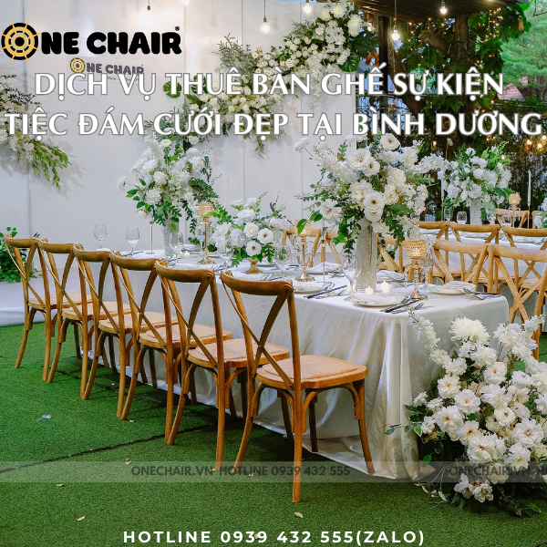 Hình 18: Mẫu bàn dài ghế sự kiện đám cưới croosback vân gỗ sáng tự nhiên